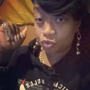 Meet your Posher, Paula